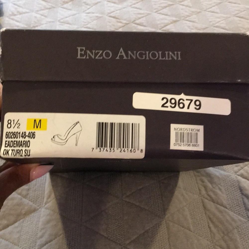 Size 8.5 Enzo Angiolini Eademario peep toed pumps